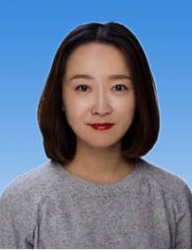 王露巍